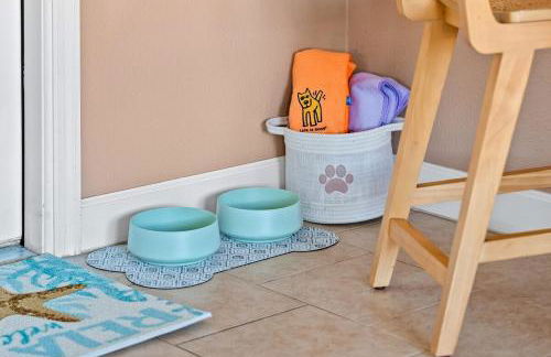 Family Friendly Home Near Beach and Downtown - Photo 24