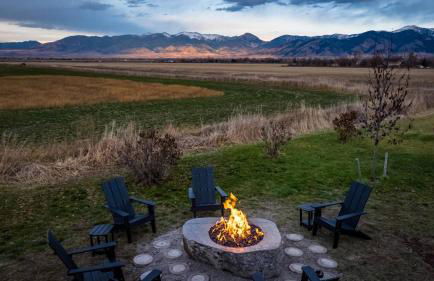 Mountain View Home w/Hot Tub - Close to Downtown! - Foto 22