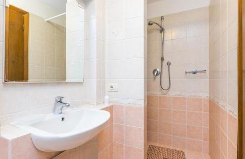 Apartment Bucaneve by Interhome - Foto 15