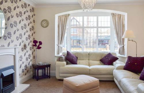 Amazing Cottage In Filey With 3 Bedrooms And Wifi - Foto 1