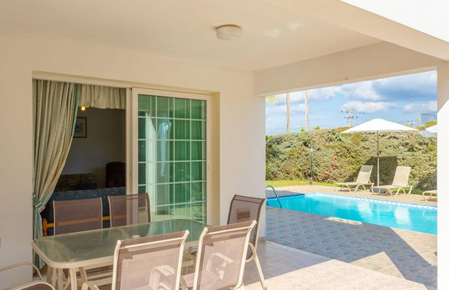 Villa Iliada Large Private Pool Walk to Beach A C Wifi Car Not Required - 2143 - Foto 8