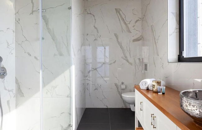 Luxury Penthouse on High Floor with Hot Tub - Foto 25