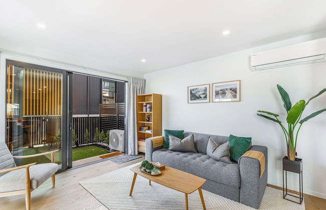 Modern 2BR Townhouse in Mission Bay I Zodiak Stays - Photo 8