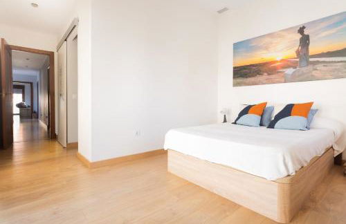 VILLA DE LUJO CLIMATIZADA. PISCINA Y JARDIN PRIVADO - Foto 16