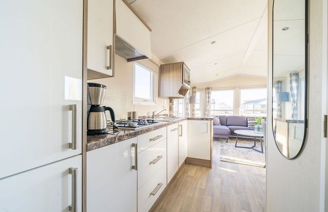 Admirable Chalet Near the River - Photo 6