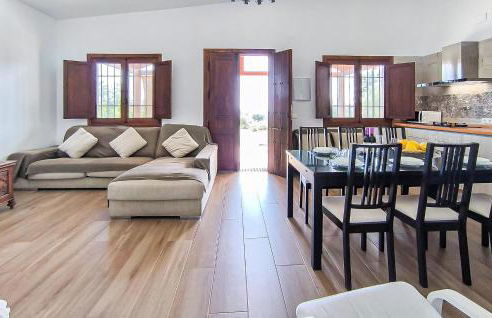 Amazing Home In Adamuz - Foto 3