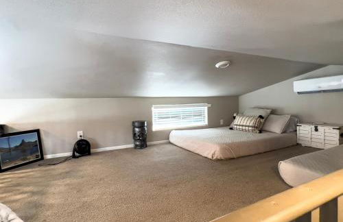 Siren's Adventure Riverfront Cottage! - Foto 51