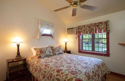 Sunset Cottage #3 - Photo 17