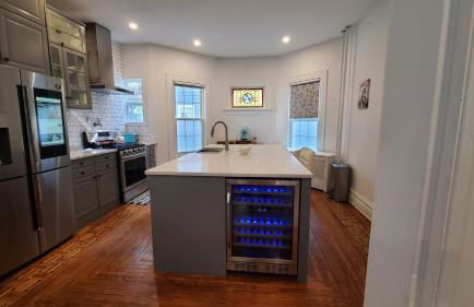 Gorgeous Victorian House!! Entire suite in SAM's home - Foto 5