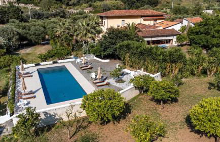 Villa Oceri Gioiosa Marea - Foto 54