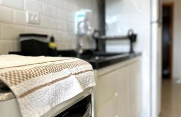 Apto Excelente C/Ar, Varanda Gourmet e Piscina - Foto 12