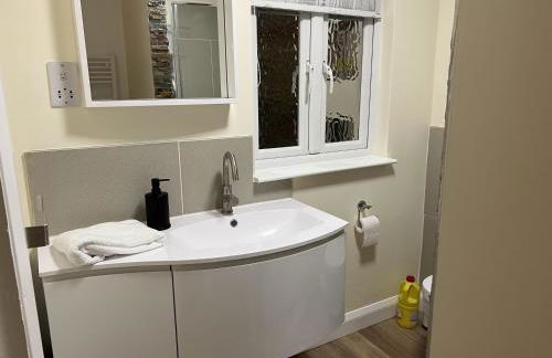 Charming Woodland Lodge 2 person 1 bedroom - Foto 4