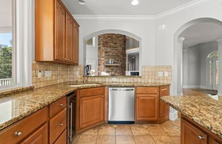 Lakefront 6bdr, Priv Dock, Game Room, Firepit Jake's Lake House by Avantstay - Foto 40