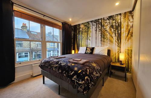 MAGICAL HARRY POTTER THEMED HOME IN WATFORD - FREE off-street PARKING - Foto 3