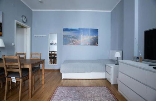 Alt-Berliner Eckkneipe - "Feuchte Ecke" - Foto 17