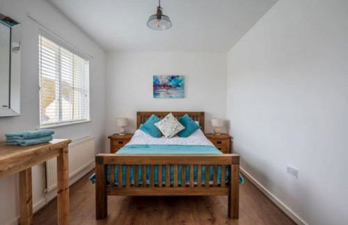 55 Incline Way - Saundersfoot Coastal Retreat with Patio & Parking - Photo 3