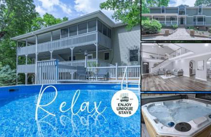 Large Hillside Retreat with Pool and Hot Tub - Foto 1