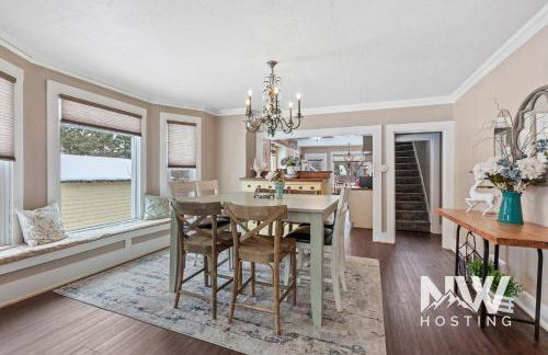 Cozy Farmhouse w Treehouse Fire Pit 1 Mile to Beach Close to Skiing Adventures 1226 - Foto 18