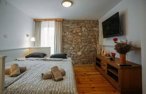 Charming old stone house - Photo 43