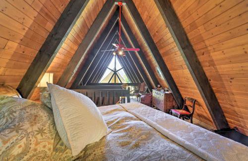 Irwin A-Frame Cabin with Deck and Mountain Views! - Foto 14