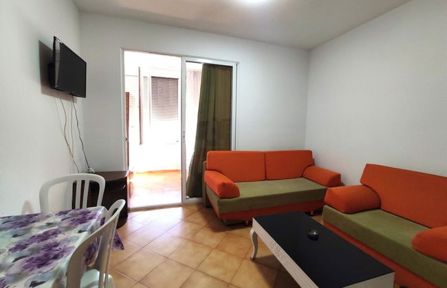 Apartment in the Plazh Area Surrounded by Greenery 1 - Foto 1