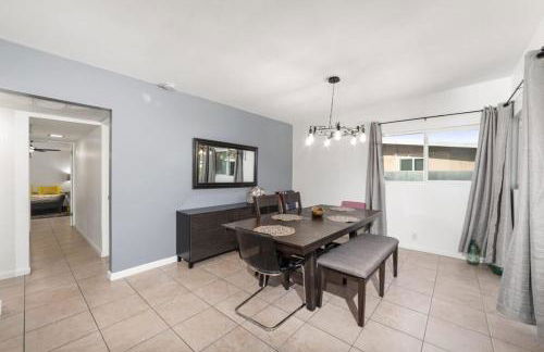 3BR 2BA Home in Palm Springs with Private Pool - Foto 11