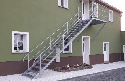 Gospodarstwo Agroturystyczne " GABRYSIA " - Foto 1