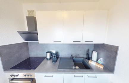 Hier ist Platz für vier, nur 200m bis zur Haltestelle der Linie 5, WLAN - Foto 3