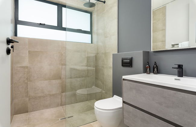 One Calais Luxury Apartments - Photo 78