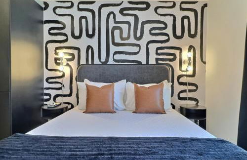 Quiet City Getaway Near Regions Field and Food - Foto 12