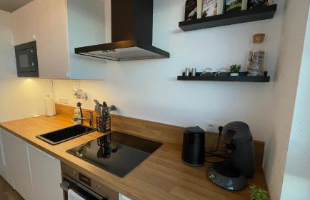 Moderne 2-Zimmer-Wohnung mit atemberaubender Skyline Aussicht auf Frankfurt! - Foto 17