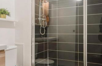 Fully-equipped apartment near the center of Lille - Photo 16