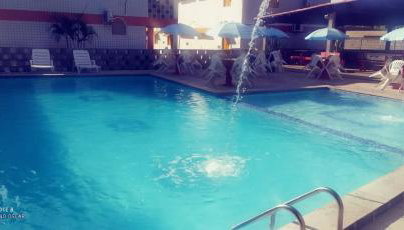 FLATS na Praia do Rio Âmbar, 40 m da praia, com 60 m2, cozinha completa, 2 quartos com ar condicionado, acomoda 8 pessoas, piscinas, área de lazer, WIFI, caseiro, ambiente familiar. - Foto 3