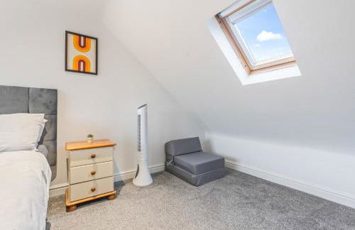 Awesome Coventry Home for Business Contractors and Suitable for families with Free Parking 14mins from NEC - Foto 35