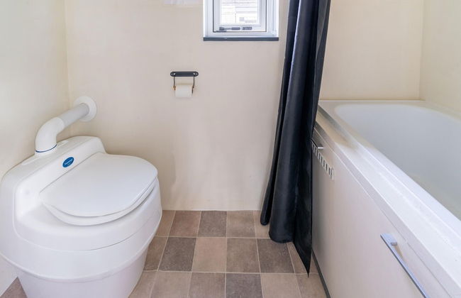 Holiday Home in Burgerbrug Near the Beach - Foto 17