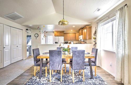 Prismatic Boise Retreat with Fenced Backyard! - Foto 3