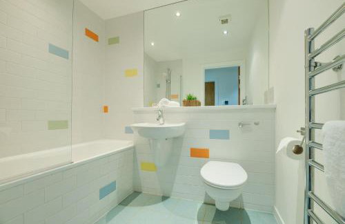 All Saints Apartments 4A by Week2Week - Foto 9