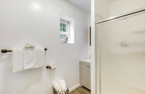 Walkable Barberton Apartment 9 Mi to Akron! - Foto 14