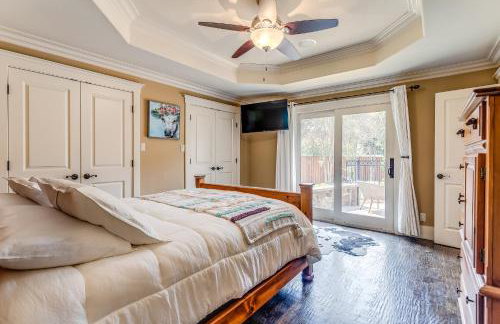 DFW Large Vacation Retreat with Private Pool and Hot Tub - Foto 43