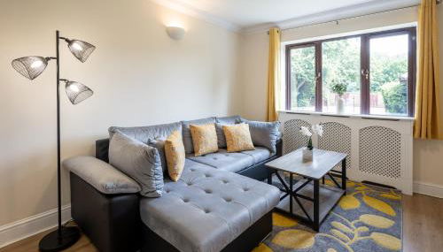 Comfy Chippenham Double Ensuite Home with Large Garden with Parking x 4 - Foto 4