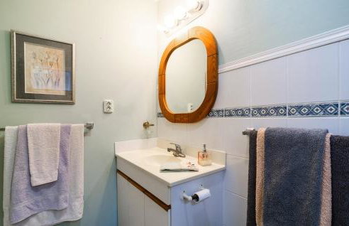 Gorgeous Apartment In Kucice With Wifi - Photo 13