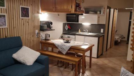 LOGEMENT 4 PERSONNES - Foto 2, stove, dishwasher, toaster