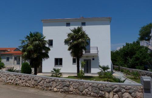 Apartments Monja & Dadi, Malinska, Vantačići - Foto 1