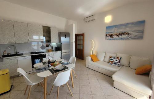 Family Apartments Iris 20m from the beach, in Mandre - Foto 11