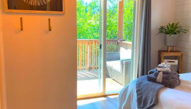 Private Wine Country-River Bungalow! Sunny Treetop Views - Pets Stay Free - Foto 4