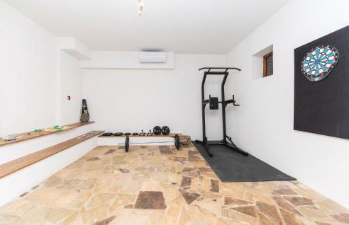 Two-Bedroom Holiday Home In Trilj - Photo 28