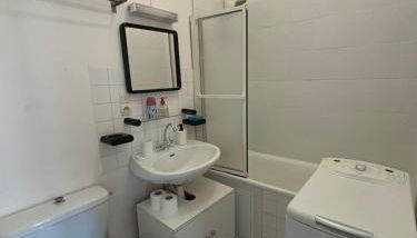 Studio proche de la gare SNCF - Photo 4