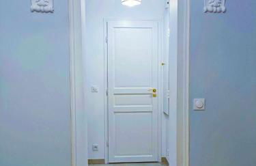 Au Petit Trianon Bleu - Foto 13