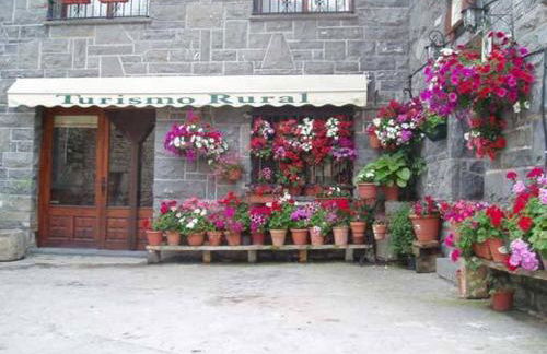 Casa Herrero - Photo 1