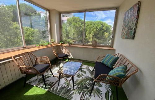 Aesthetics - 2 bedrooms and secure parking! - Foto 1